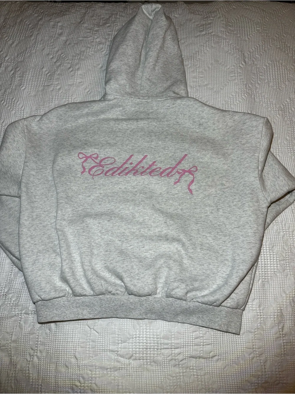 Edikted sweatshirt size